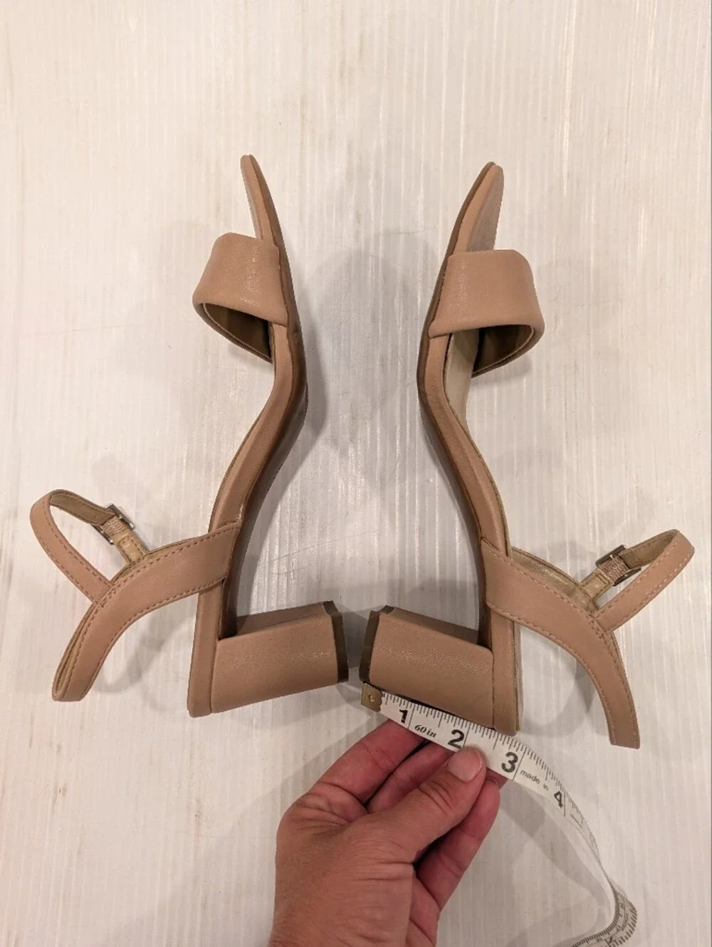 NATURALIZER Bristol Women’s Tan Ankle-Strap Block Heel Sandals Size 8